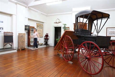 Armidale Folk Museum interior.jpg